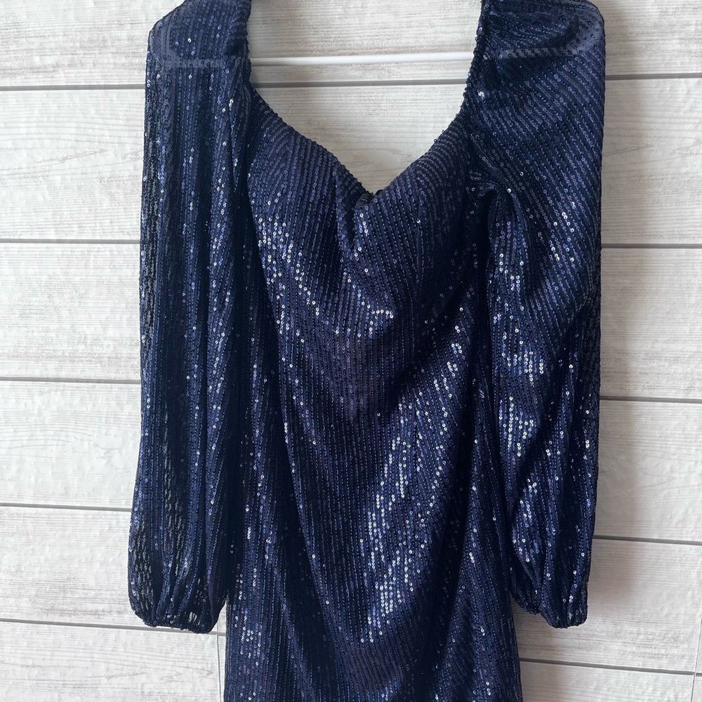 Elegant Sequin Long Sleeve Dress